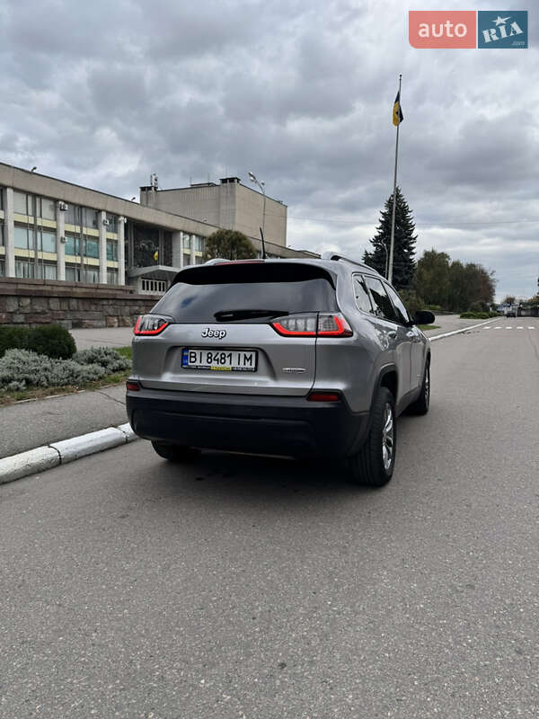 Внедорожник / Кроссовер Jeep Cherokee 2018 в Кременчуге
