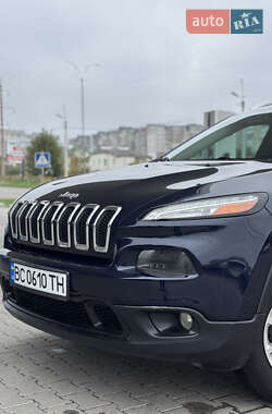 Внедорожник / Кроссовер Jeep Cherokee 2014 в 