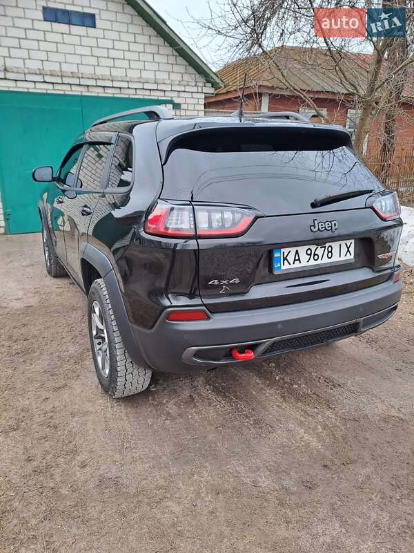 Внедорожник / Кроссовер Jeep Cherokee 2019 в Шостке