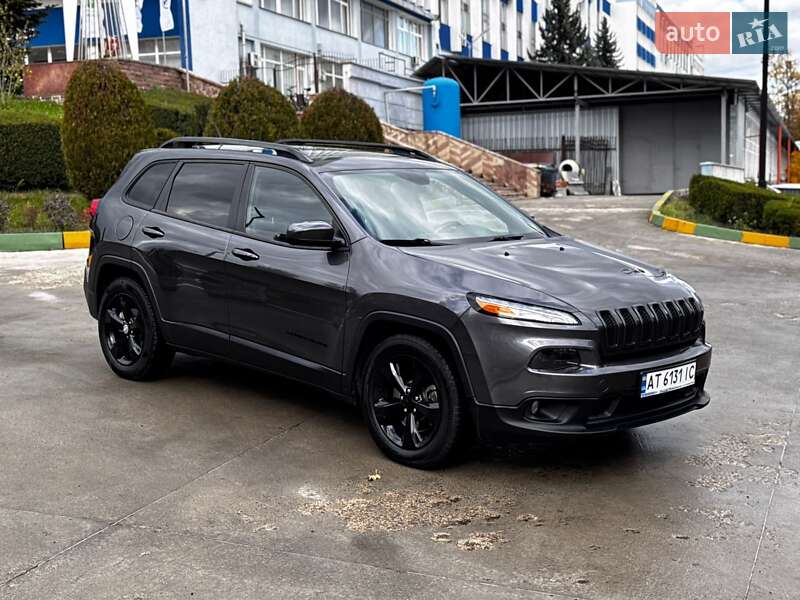 Позашляховик / Кросовер Jeep Cherokee 2015 в Івано-Франківську фото 27 Позашляховик / Кросовер Jeep Cherokee 2015 в Івано-Франківську