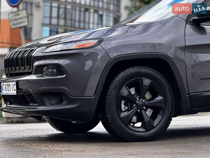 Позашляховик / Кросовер Jeep Cherokee 2015 в Івано-Франківську фото 38 Позашляховик / Кросовер Jeep Cherokee 2015 в Івано-Франківську