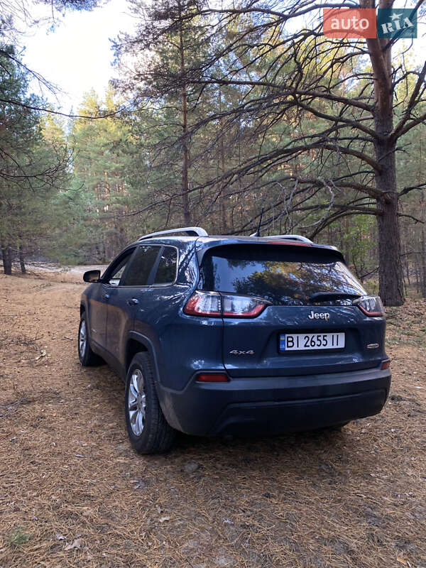 Внедорожник / Кроссовер Jeep Cherokee 2019 в Полтаве