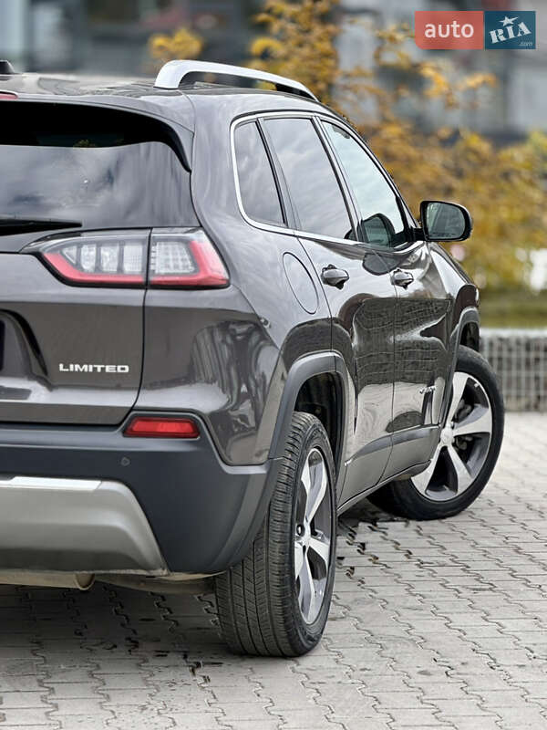 Позашляховик / Кросовер Jeep Cherokee 2019 в Львові фото 29 Позашляховик / Кросовер Jeep Cherokee 2019 в Львові