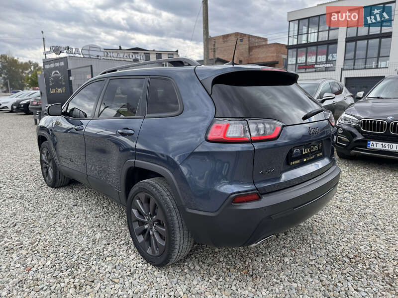 Позашляховик / Кросовер Jeep Cherokee 2020 в Івано-Франківську