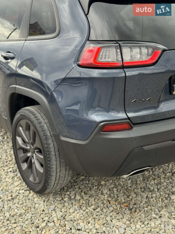 Позашляховик / Кросовер Jeep Cherokee 2020 в Івано-Франківську
