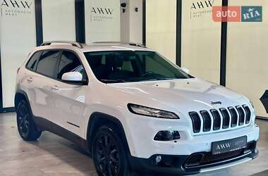 Внедорожник / Кроссовер Jeep Cherokee 2016 в 