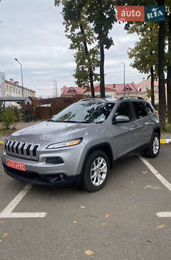 Внедорожник / Кроссовер Jeep Cherokee 2017 в Киеве