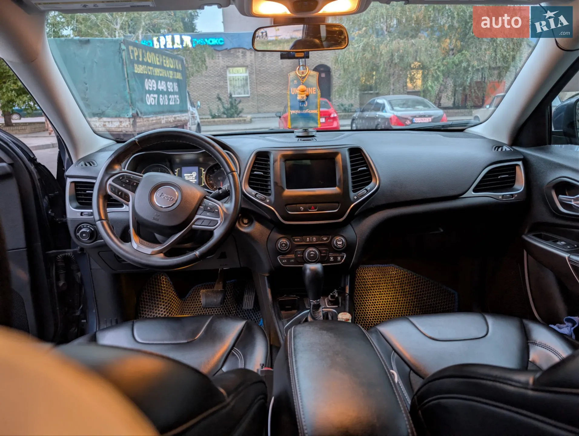 2019 Jeep Cherokee - мініатюра 4