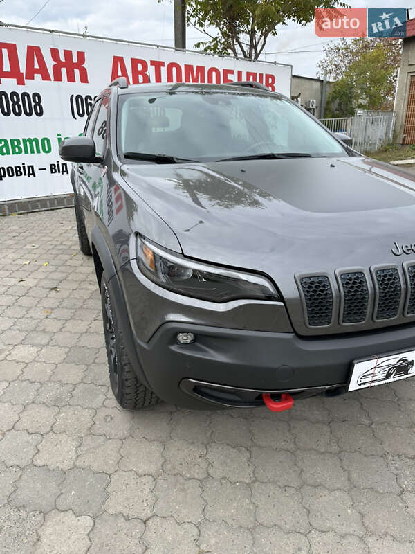 Внедорожник / Кроссовер Jeep Cherokee 2019 в Черкассах