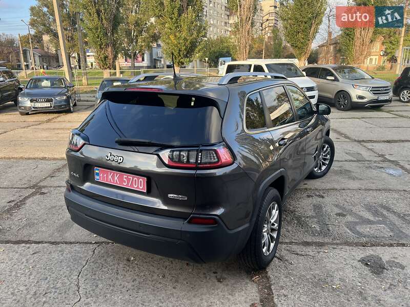 Внедорожник / Кроссовер Jeep Cherokee 2018 в Харькове