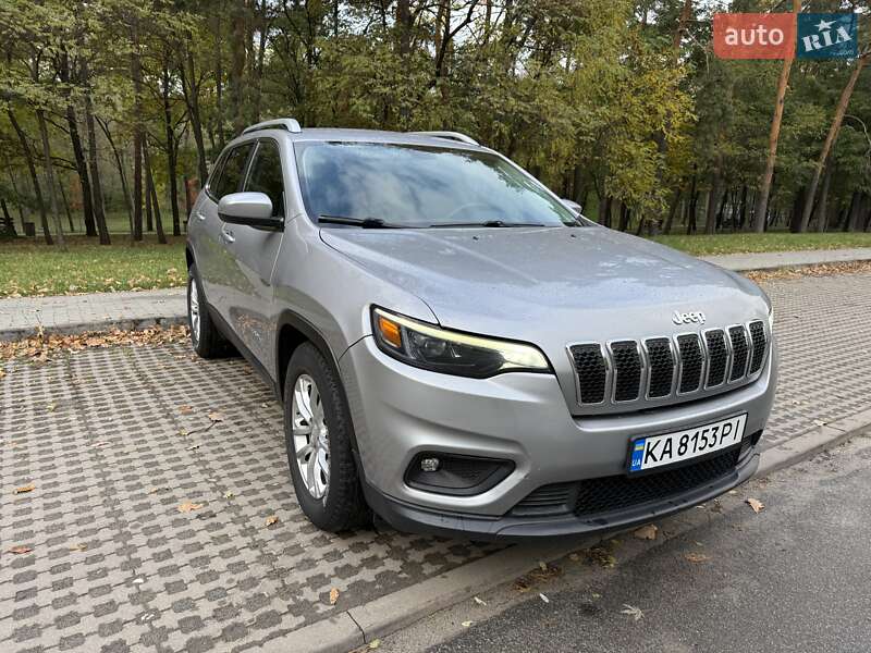 Внедорожник / Кроссовер Jeep Cherokee 2018 в Киеве