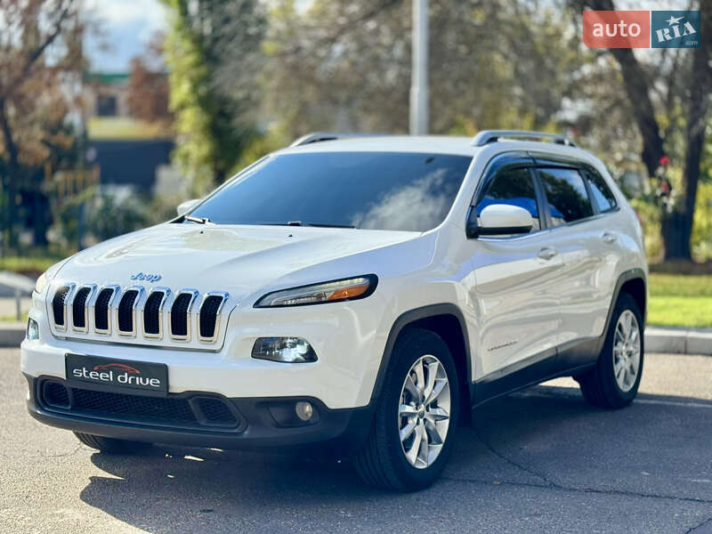 Позашляховик / Кросовер Jeep Cherokee 2015 в Миколаєві