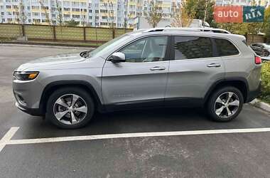 Внедорожник / Кроссовер Jeep Cherokee 2019 в 