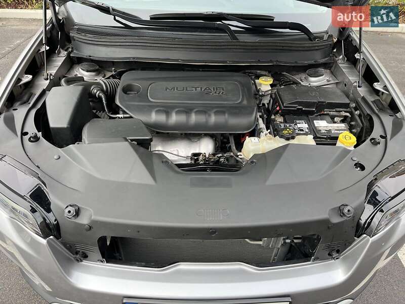 Позашляховик / Кросовер Jeep Cherokee 2019 в Києві