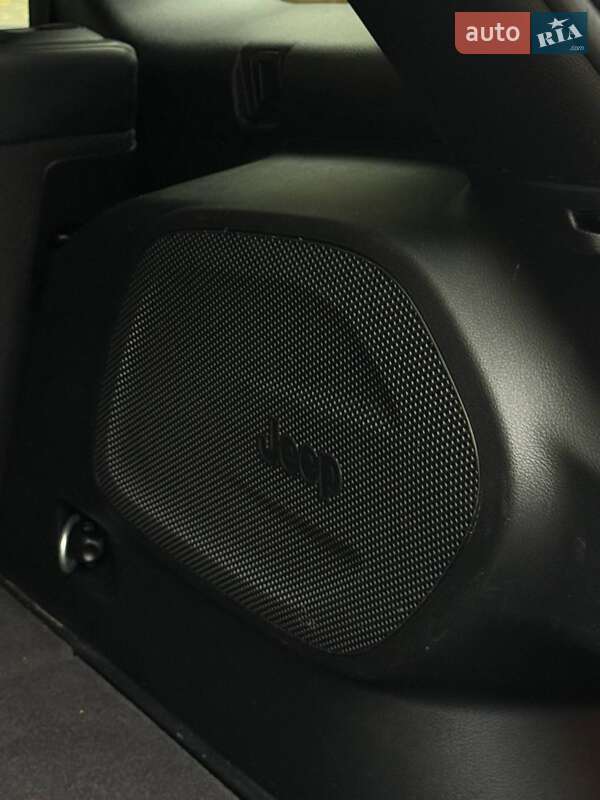 Внедорожник / Кроссовер Jeep Cherokee 2019 в Новомосковске фото 42 Внедорожник / Кроссовер Jeep Cherokee 2019 в Новомосковске