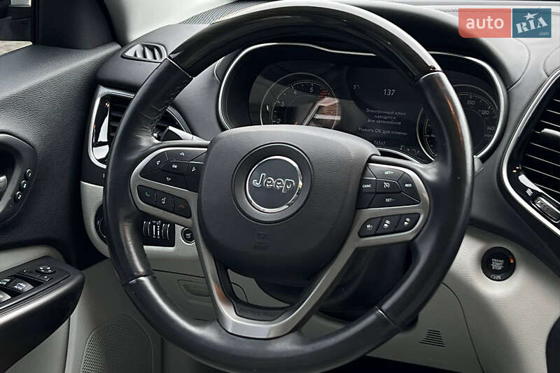 Внедорожник / Кроссовер Jeep Cherokee 2018 в Ивано-Франковске фото 16 Внедорожник / Кроссовер Jeep Cherokee 2018 в Ивано-Франковске