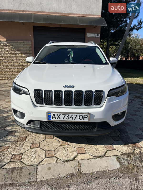 Внедорожник / Кроссовер Jeep Cherokee 2018 в Харькове