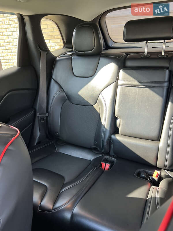 Внедорожник / Кроссовер Jeep Cherokee 2018 в Харькове