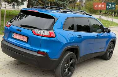 Внедорожник / Кроссовер Jeep Cherokee 2021 в 