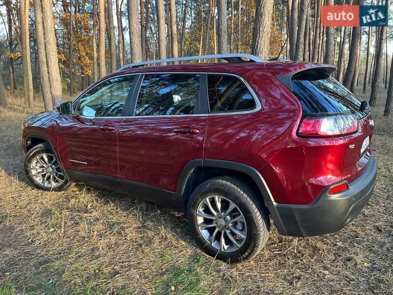 Внедорожник / Кроссовер Jeep Cherokee 2020 в Львове