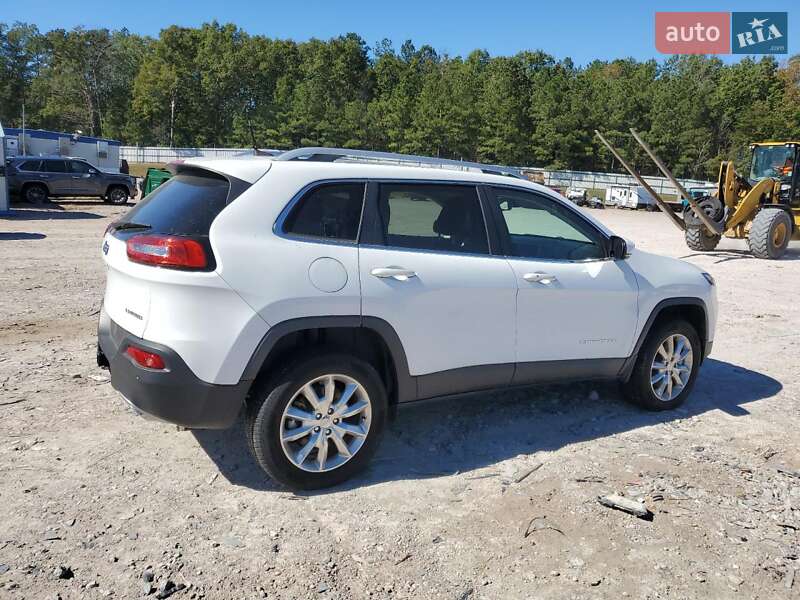 Внедорожник / Кроссовер Jeep Cherokee 2015 в Черкассах фото 3 Внедорожник / Кроссовер Jeep Cherokee 2015 в Черкассах
