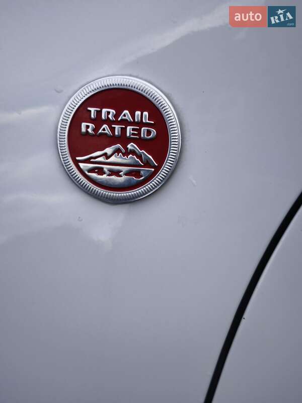 Внедорожник / Кроссовер Jeep Cherokee 2018 в Надворной