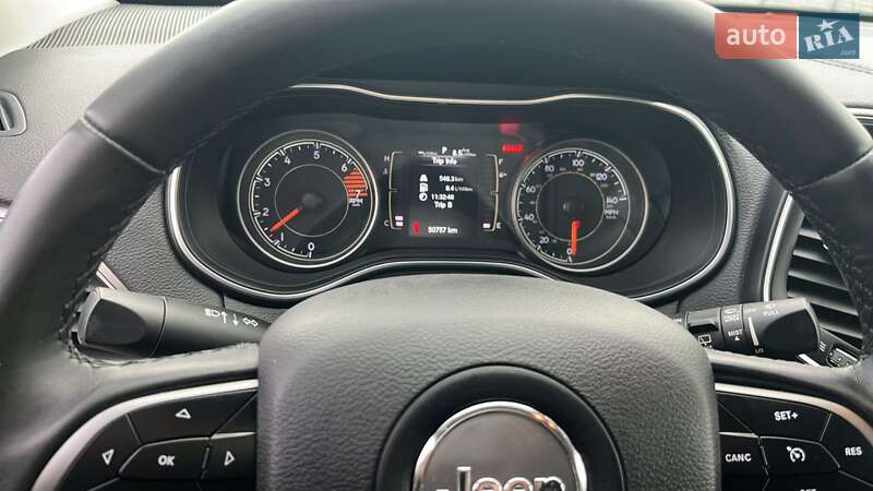 Внедорожник / Кроссовер Jeep Cherokee 2019 в Полтаве