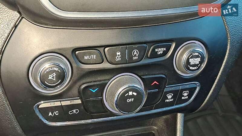 Внедорожник / Кроссовер Jeep Cherokee 2018 в Ровно фото 40 Внедорожник / Кроссовер Jeep Cherokee 2018 в Ровно