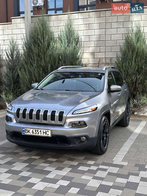 Позашляховик / Кросовер Jeep Cherokee 2015 в Рівному фото 8 Позашляховик / Кросовер Jeep Cherokee 2015 в Рівному