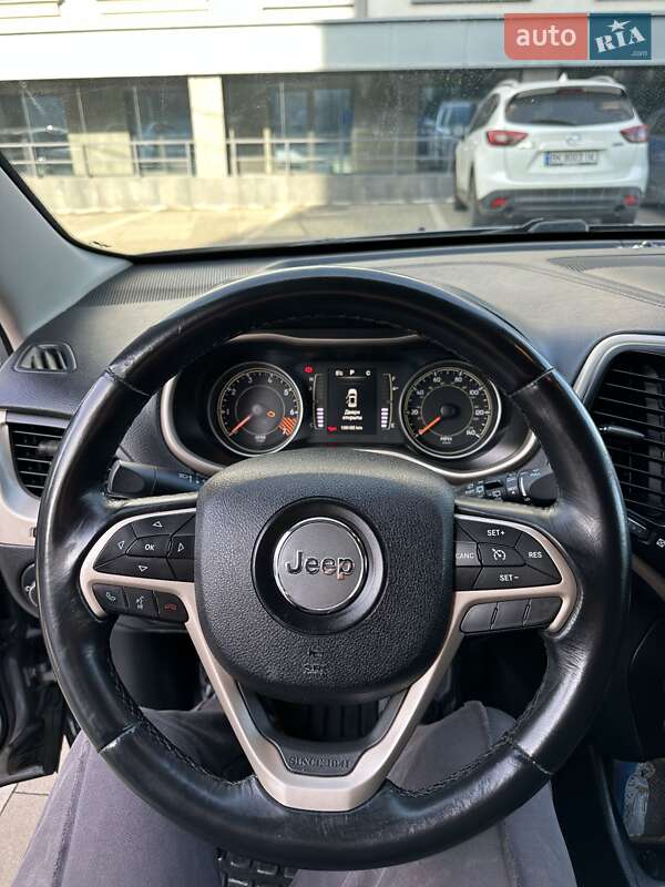 Позашляховик / Кросовер Jeep Cherokee 2015 в Рівному фото 14 Позашляховик / Кросовер Jeep Cherokee 2015 в Рівному