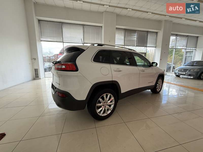 Внедорожник / Кроссовер Jeep Cherokee 2015 в Черновцах фото 15 Внедорожник / Кроссовер Jeep Cherokee 2015 в Черновцах