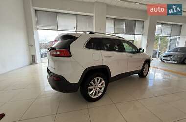 Позашляховик / Кросовер Jeep Cherokee 2015 в  фото 15 Позашляховик / Кросовер Jeep Cherokee 2015 в