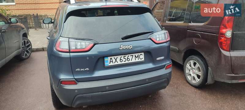 Позашляховик / Кросовер Jeep Cherokee 2019 в Сумах
