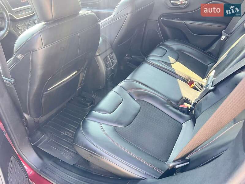 Позашляховик / Кросовер Jeep Cherokee 2019 в Шостці