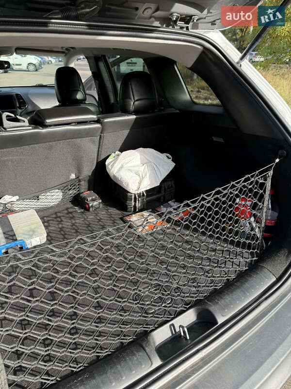 Внедорожник / Кроссовер Jeep Cherokee 2019 в Киеве фото 11 Внедорожник / Кроссовер Jeep Cherokee 2019 в Киеве