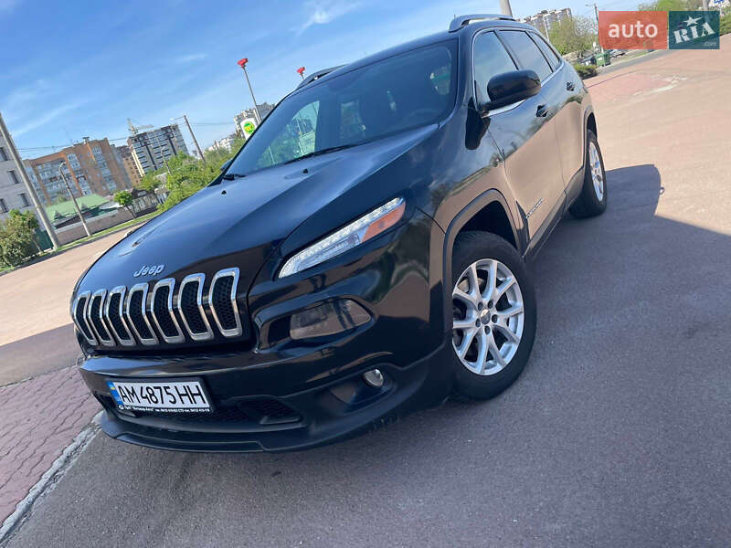 Внедорожник / Кроссовер Jeep Cherokee 2015 в Киеве фото 17 Внедорожник / Кроссовер Jeep Cherokee 2015 в Киеве