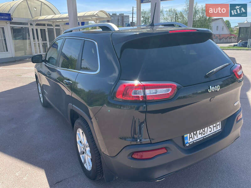 Внедорожник / Кроссовер Jeep Cherokee 2015 в Киеве фото 23 Внедорожник / Кроссовер Jeep Cherokee 2015 в Киеве