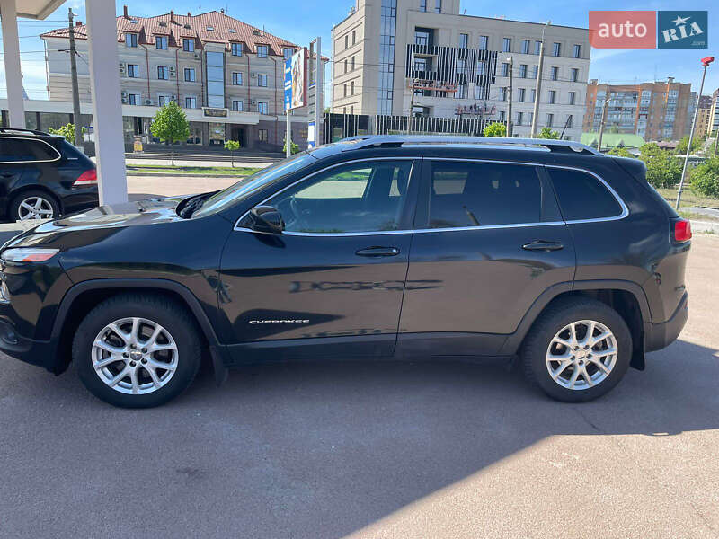 Внедорожник / Кроссовер Jeep Cherokee 2015 в Киеве фото 31 Внедорожник / Кроссовер Jeep Cherokee 2015 в Киеве