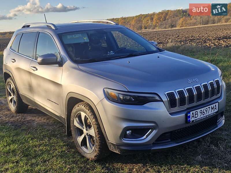 Внедорожник / Кроссовер Jeep Cherokee 2018 в Виннице