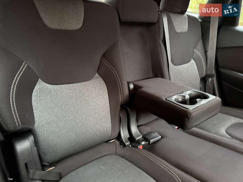 Внедорожник / Кроссовер Jeep Cherokee 2014 в Днепре фото 10 Внедорожник / Кроссовер Jeep Cherokee 2014 в Днепре