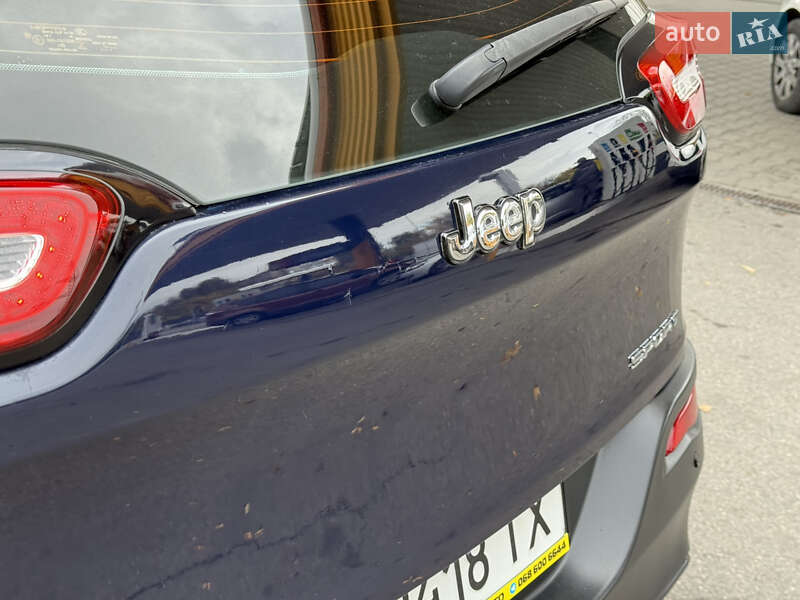 Внедорожник / Кроссовер Jeep Cherokee 2014 в Днепре фото 26 Внедорожник / Кроссовер Jeep Cherokee 2014 в Днепре