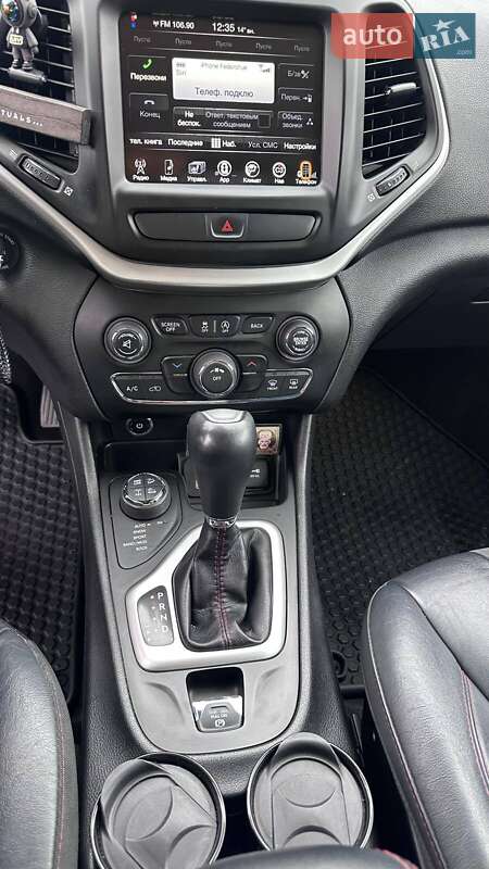 Внедорожник / Кроссовер Jeep Cherokee 2017 в Житомире
