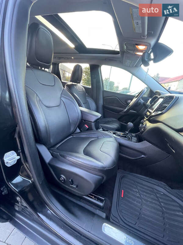 Позашляховик / Кросовер Jeep Cherokee 2018 в Львові фото 27 Позашляховик / Кросовер Jeep Cherokee 2018 в Львові