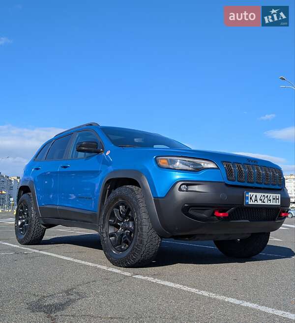 Внедорожник / Кроссовер Jeep Cherokee 2018 в Киеве фото 7 Внедорожник / Кроссовер Jeep Cherokee 2018 в Киеве