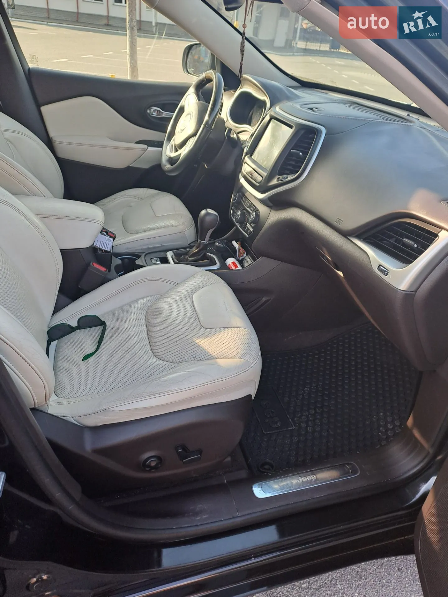 2016 Jeep Cherokee - мініатюра 15