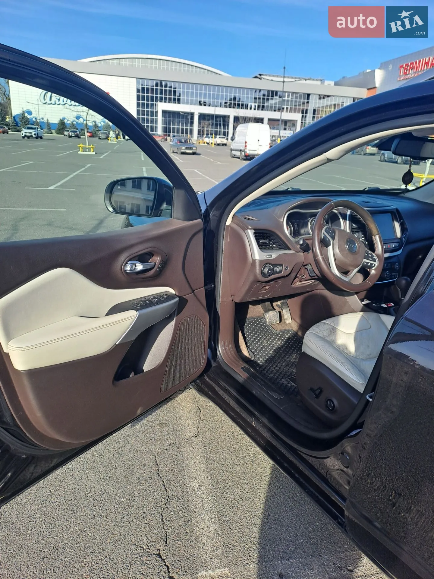 2016 Jeep Cherokee - мініатюра 17