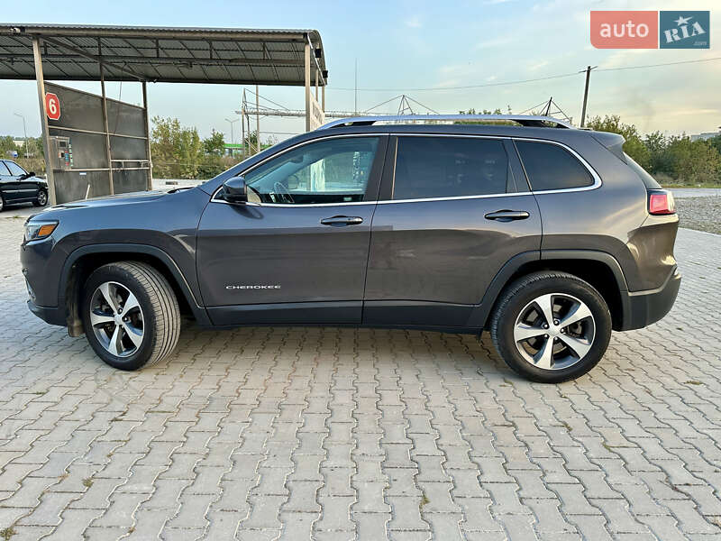 Позашляховик / Кросовер Jeep Cherokee 2020 в Кам'янець-Подільському