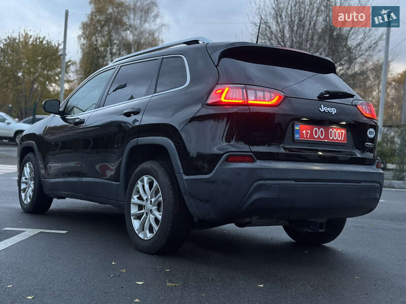 Внедорожник / Кроссовер Jeep Cherokee 2019 в Лубнах