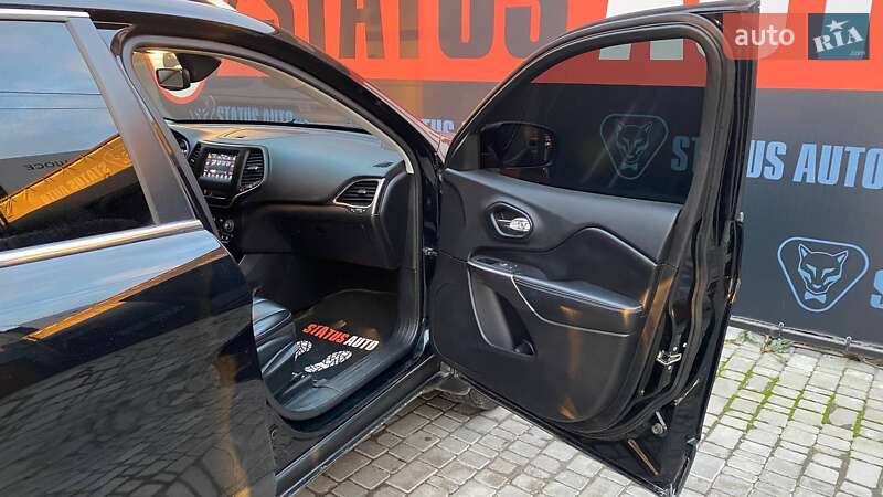 Внедорожник / Кроссовер Jeep Cherokee 2019 в Виннице фото 34 Внедорожник / Кроссовер Jeep Cherokee 2019 в Виннице