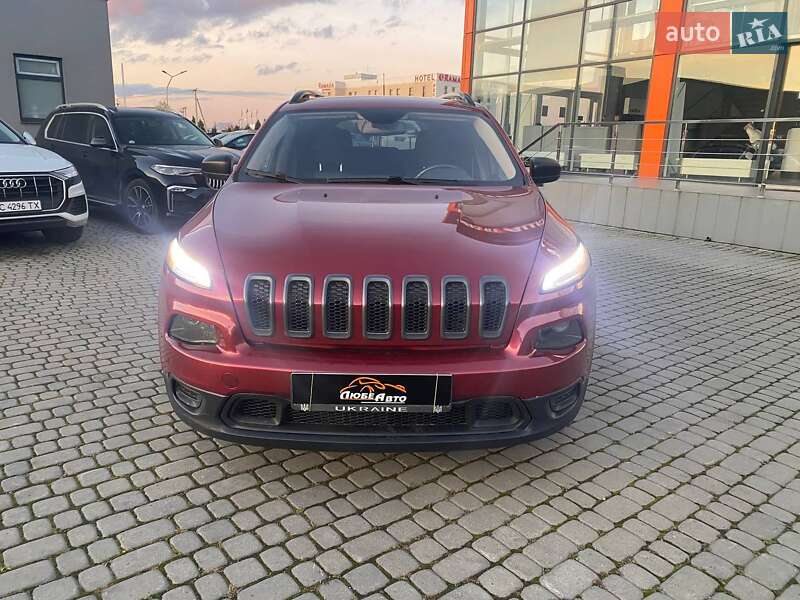 Позашляховик / Кросовер Jeep Cherokee 2016 в Львові